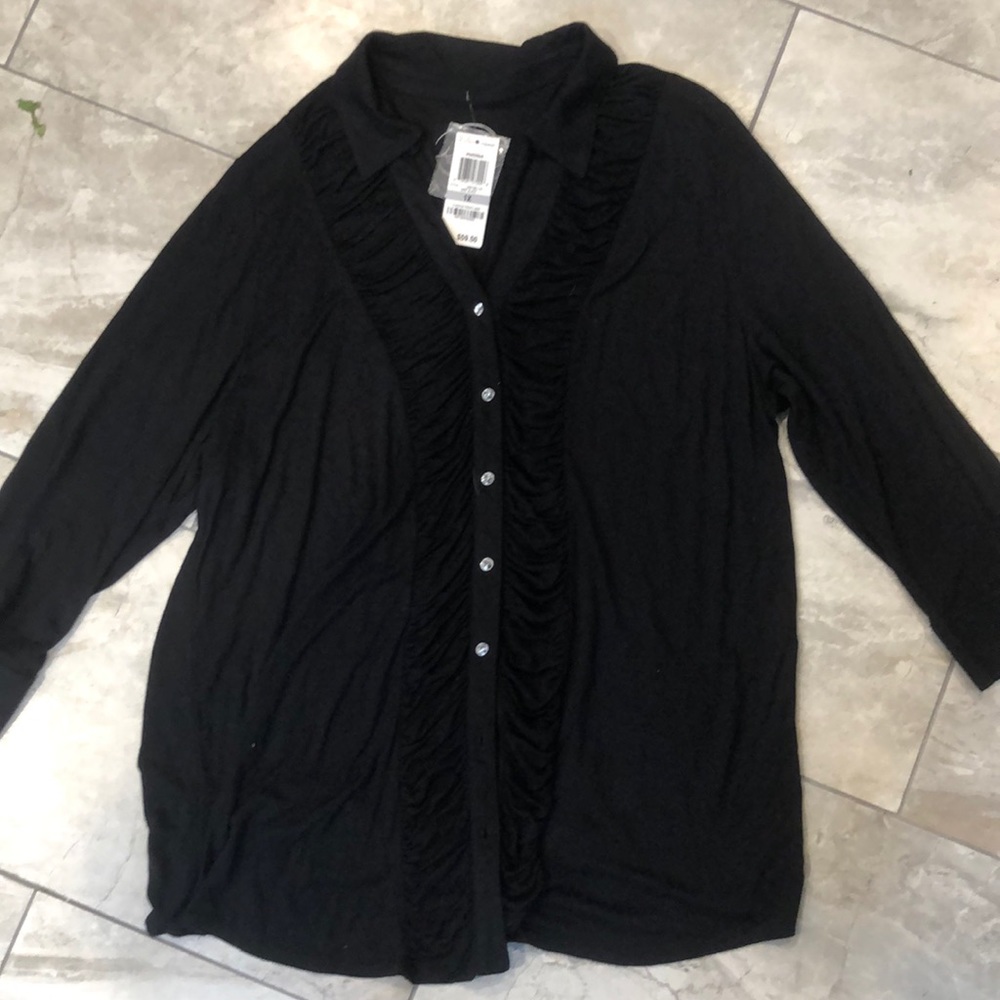 NWT black top, 3/4 sleeves
